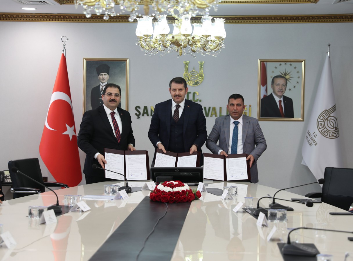 Haliliye Belediyesi 2 adet fabrikayla istihdama katkı sağlıyor