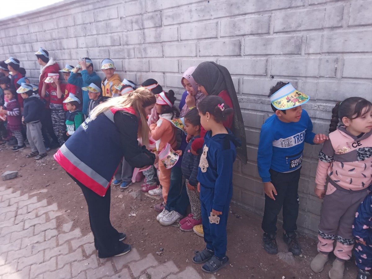 Büyükşehir, Adıyamanlı ailelerin yaralarını sarıyor