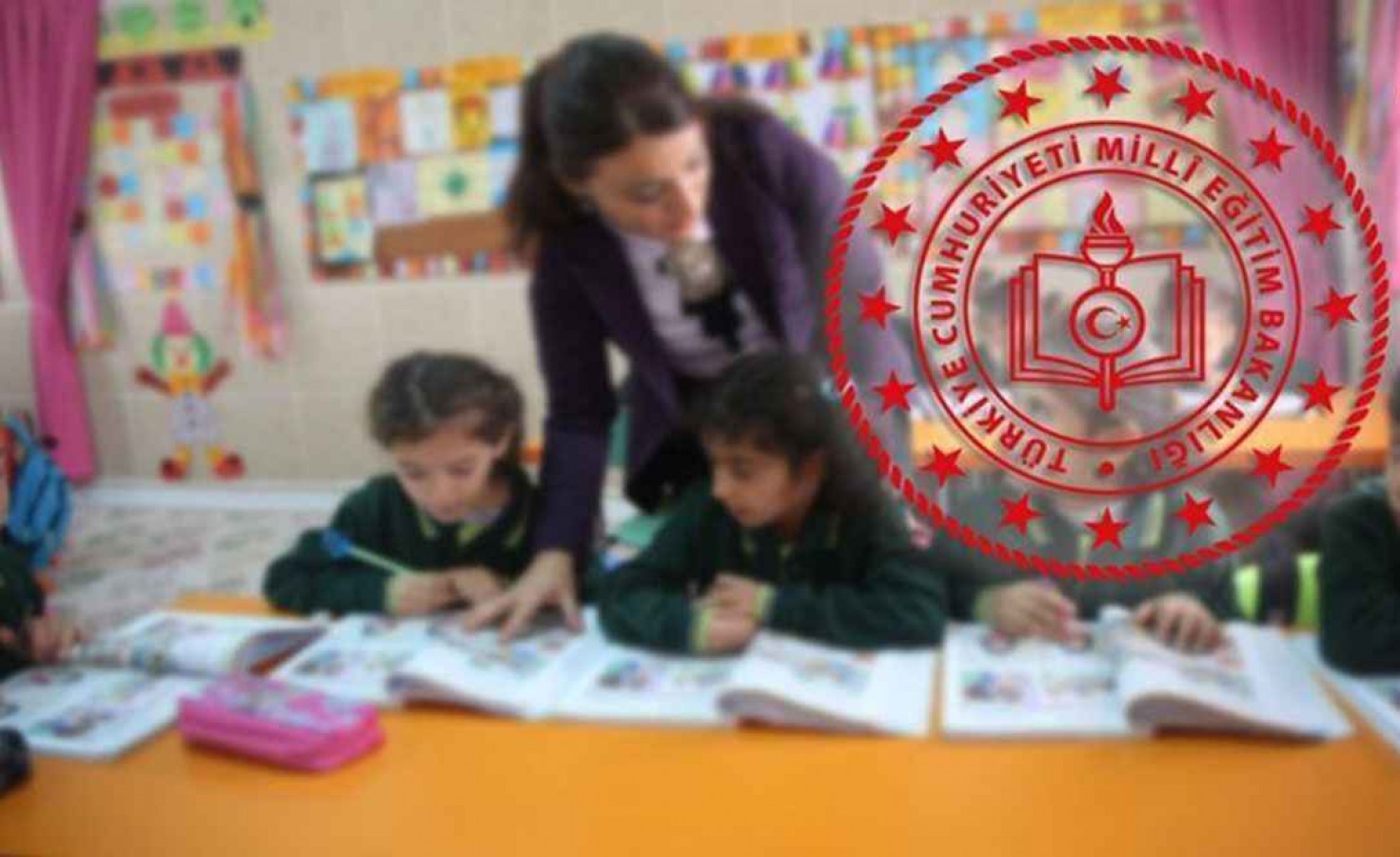 Sözleşmeli öğretmen atama sonuçları açıklandı
45 bin öğretmen alımında mülakat sonuçları açıklandı