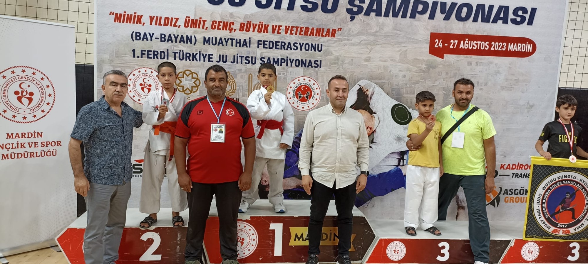 Eyyübiyeli minikler şampiyonadan dereceyle döndü;