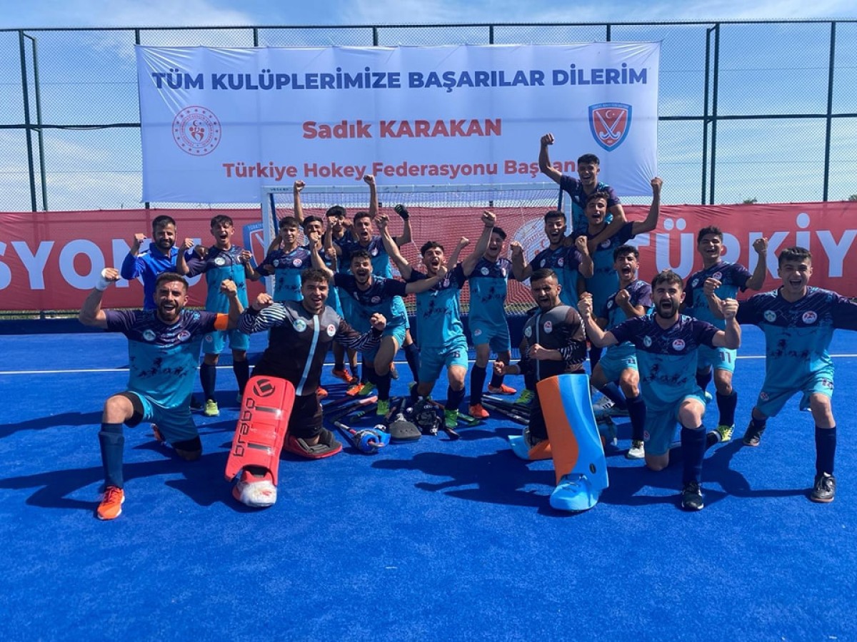 Suruç hokey takımından büyük başarı;